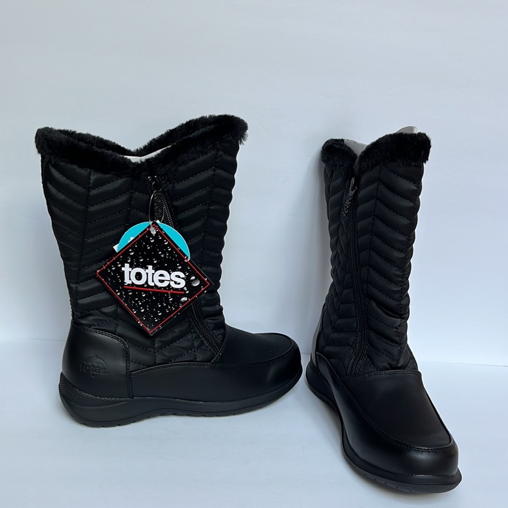 Brand new Totes boot